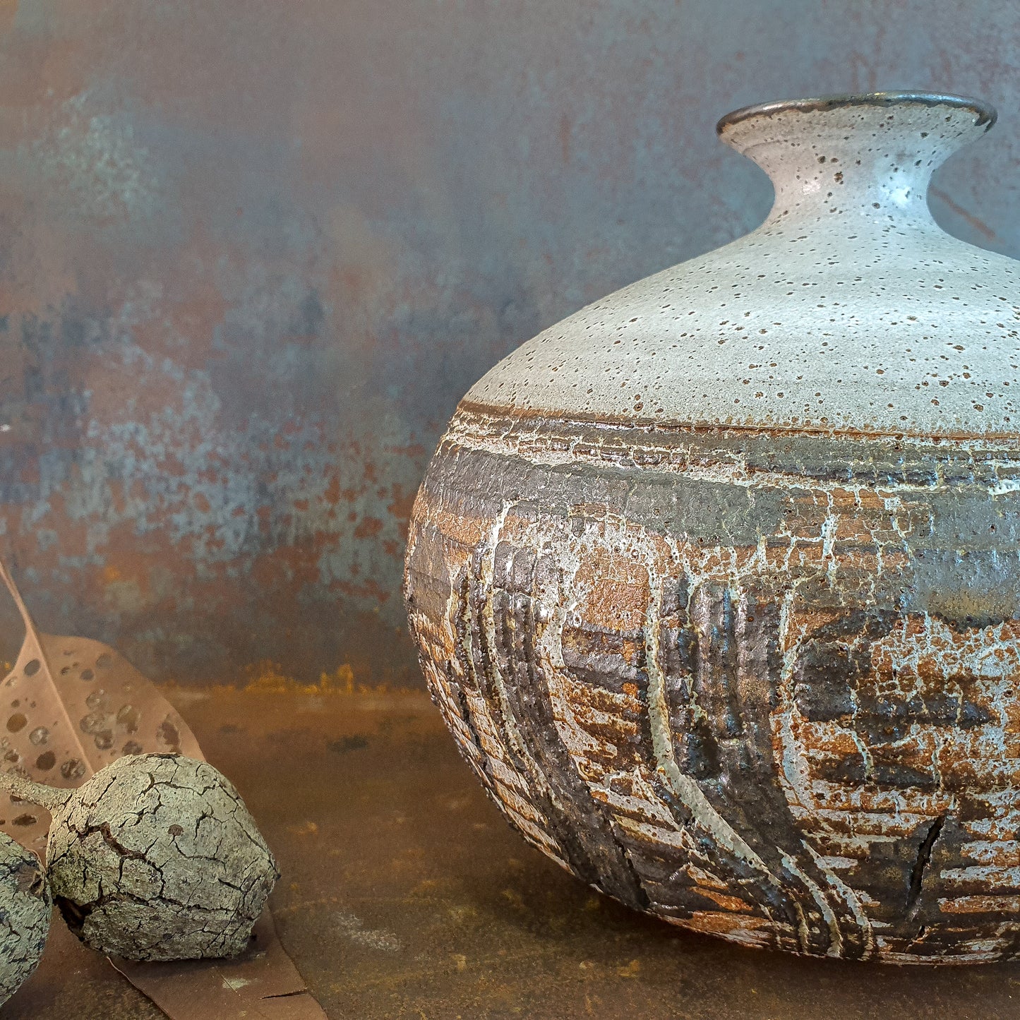 Alchemy: Metallic Vase