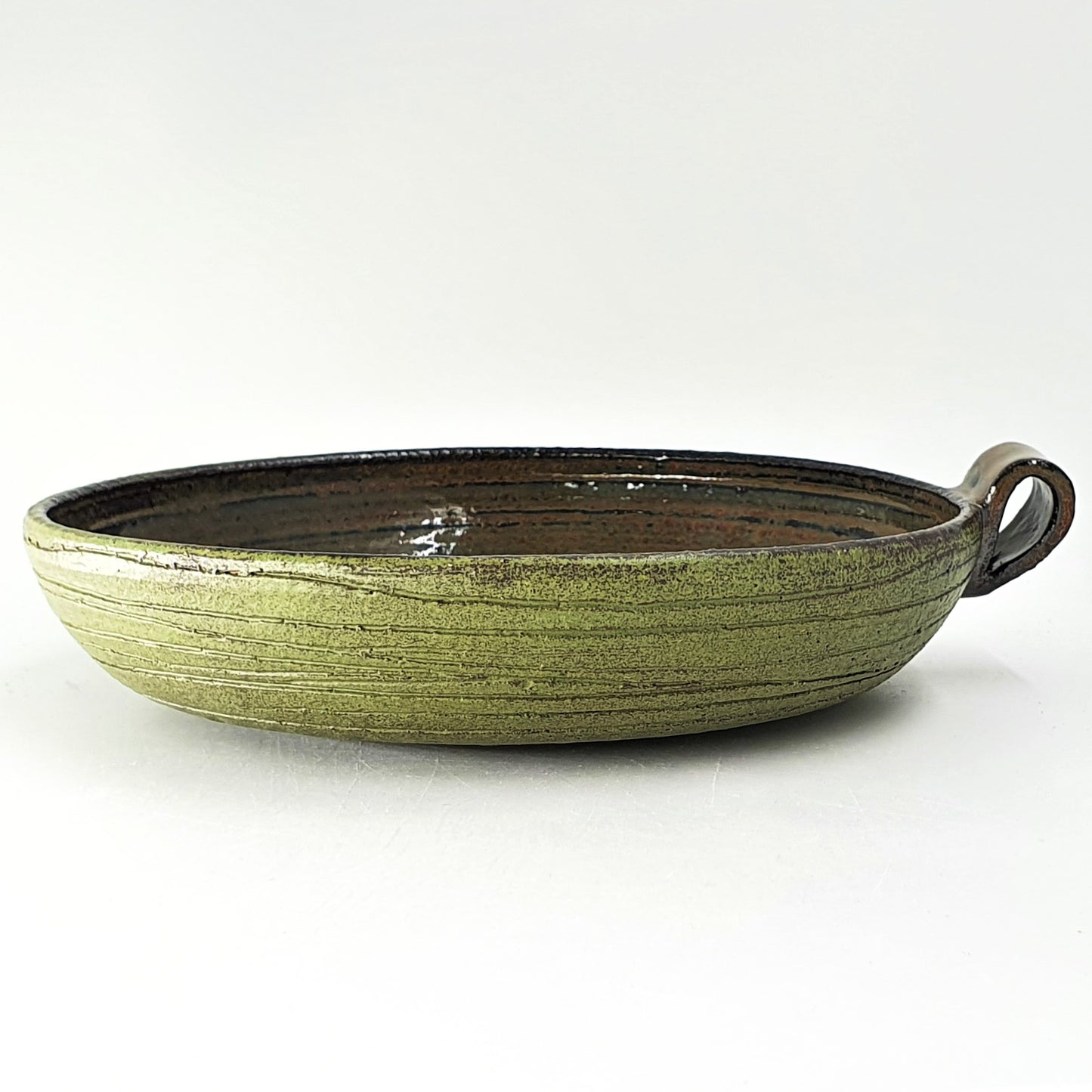 Calamansi Soup Plate (with finger handle )